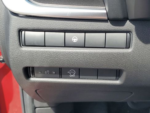 Certified 2023 Nissan Rogue SV image 23