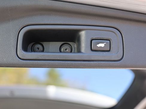 Used 2017 Honda Pilot Elite image 15