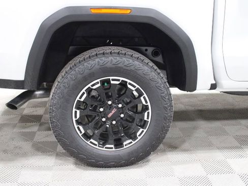 New 2026 GMC Canyon AT4 w/ Technology Plus Package AWD/4WD image 45