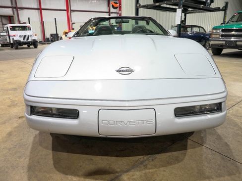 Used 1996 Chevrolet Corvette Convertible RWD image 13