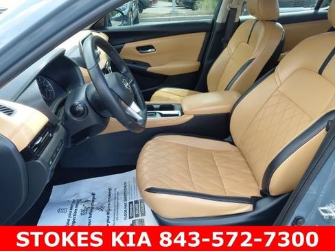 Used 2024 Nissan Sentra SV w/ SV Premium Package FWD image 23