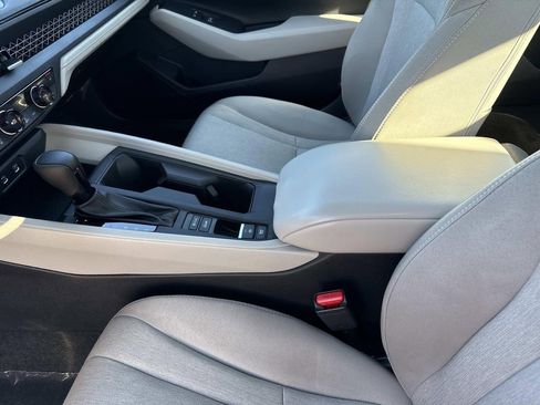 Used 2023 Honda Accord EX image 15