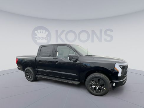 New 2025 Ford F150 Lightning Flash image 10