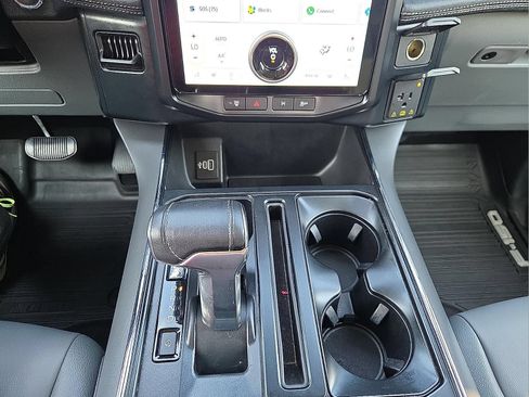 Certified 2025 Ford F150 Lightning Flash AWD/4WD image 19