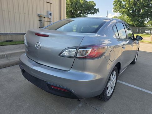 Used 2010 MAZDA MAZDA3 i Touring FWD image 34