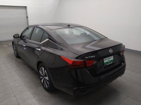 Used 2020 Nissan Altima 2.5 SL FWD image 5