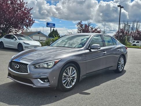 Used 2023 INFINITI Q50 Luxe w/ Cargo Package image 3