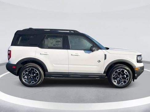 New 2025 Ford Bronco Sport Outer Banks w/ Outer Banks Tech Package+ AWD/4WD image 3