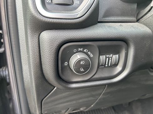 New 2026 RAM 2500 Laramie w/ Night Edition AWD/4WD image 14