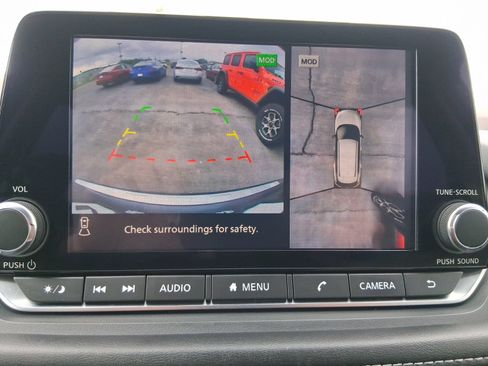 Used 2021 Nissan Rogue SL AWD/4WD image 22