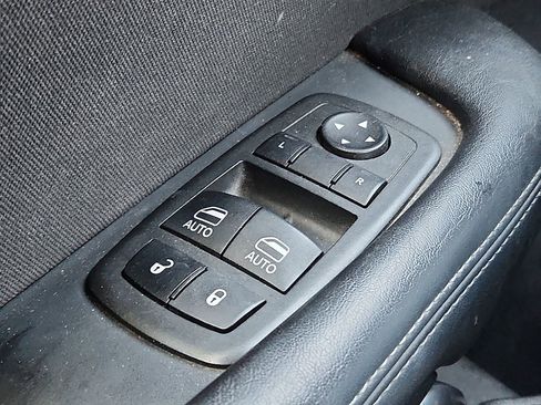 Used 2022 Dodge Challenger GT RWD image 14