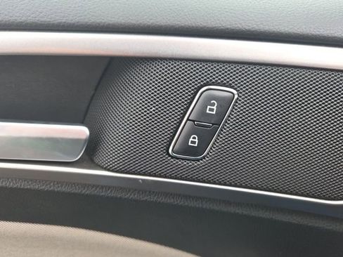 Used 2018 Ford Fusion S image 18