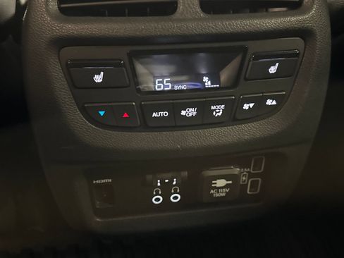 Used 2019 Honda Pilot Elite image 28