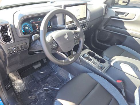 New 2025 Ford Bronco Sport Outer Banks w/ Outer Banks Tech Package+ image 7