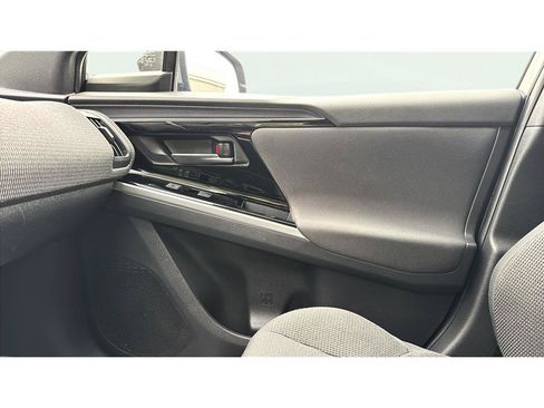 Used 2023 Subaru Solterra AWD image 30