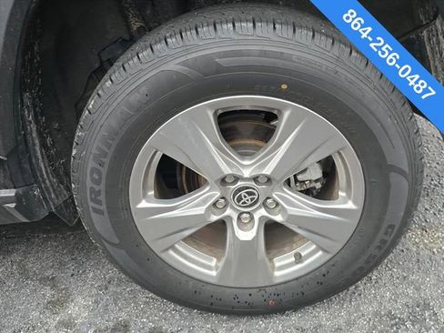 Used 2024 Toyota RAV4 XLE image 22