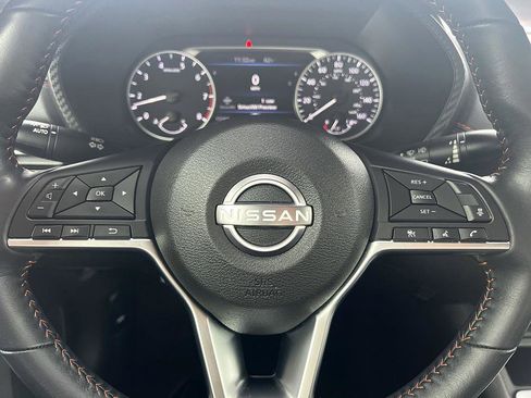 Certified 2024 Nissan Sentra SR image 19