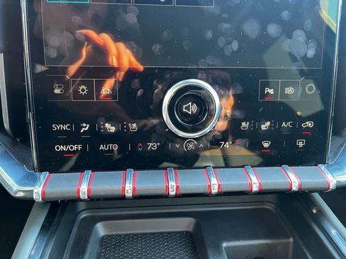 Used 2024 GMC Acadia AT4 w/ Super Cruise Package image 20