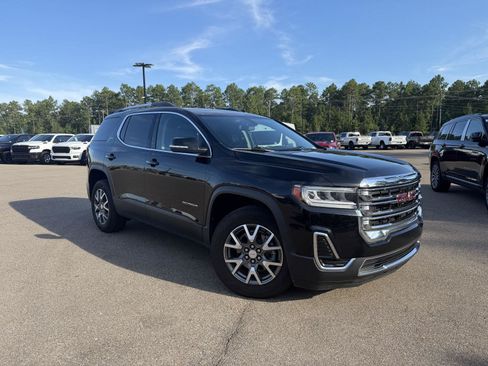Used 2021 GMC Acadia SLE w/ Driver Convenience Package FWD image 3