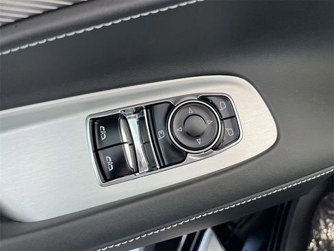New 2025 Chevrolet Corvette E-Ray AWD/4WD image 22