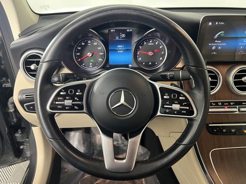 Used 2022 Mercedes-Benz GLC 300 4MATIC image 26
