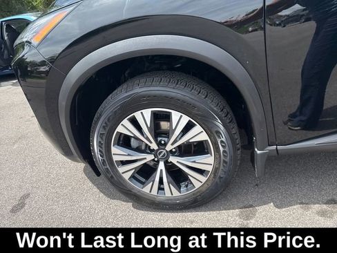 Used 2023 Nissan Rogue SV w/ SV Premium B Package AWD/4WD image 13