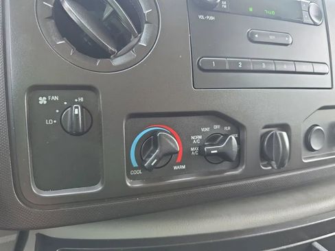 Used 2018 Ford E-350 and Econoline 350 Super Duty w/ Power Windows & Locks Group RWD image 23