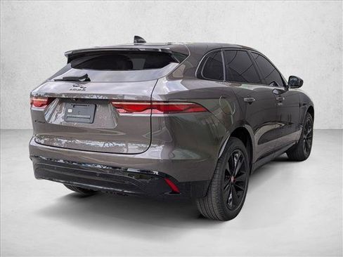 Used 2022 Jaguar F-PACE S image 5