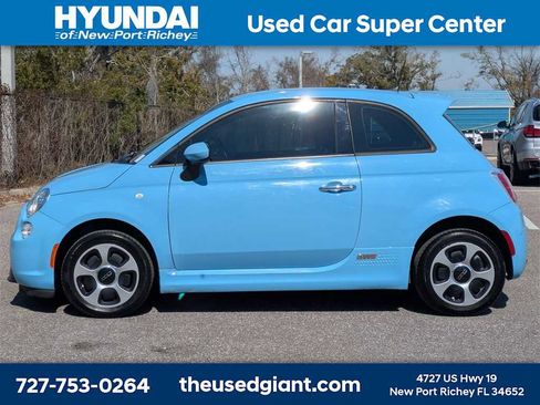 Used 2017 FIAT 500 e image 2