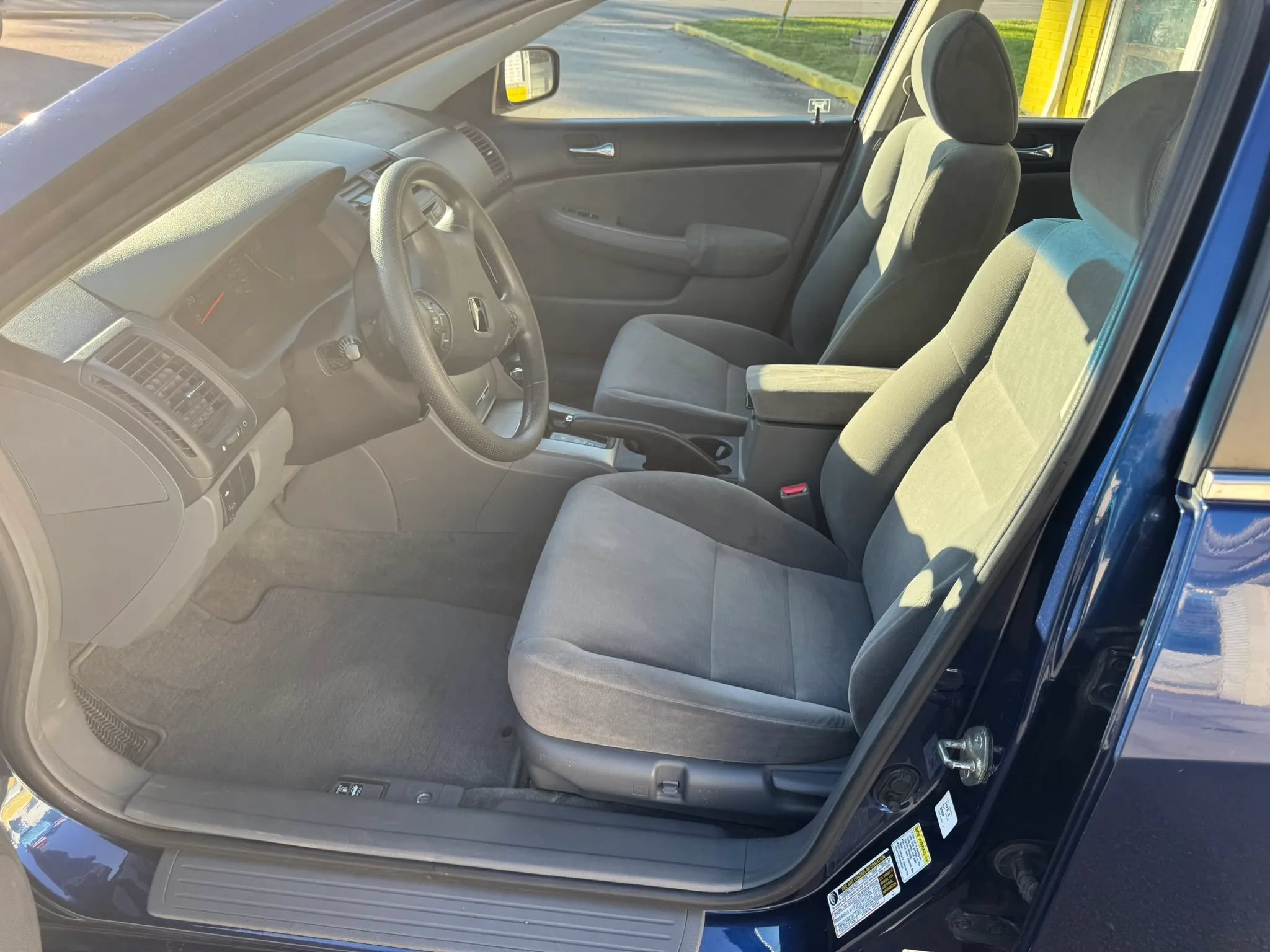 Used 2005 Honda Accord EX image 15