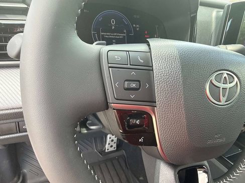 New 2026 Toyota Camry SE FWD image 27