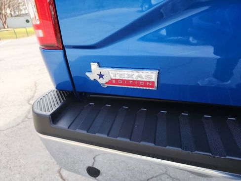 Used 2016 Ford F150 XLT w/ Equipment Group 301A Mid image 9