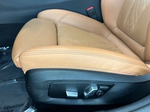 Used 2023 BMW 530e w/ Convenience Package image 14