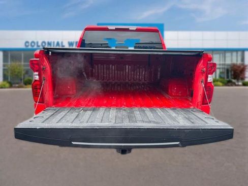 Used 2025 Chevrolet Silverado 1500 Custom Trail Boss w/ LPO, Dark Essentials Package AWD/4WD image 11