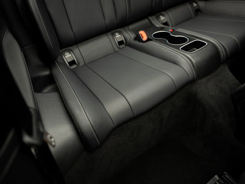 Used 2025 Mercedes-Benz CLE 450 4MATIC Cabriolet w/ Night Package image 38