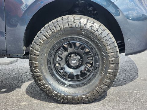 Used 2025 Ford Expedition Tremor image 6