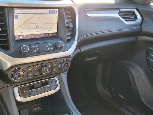 Used 2023 GMC Acadia SLT image 26