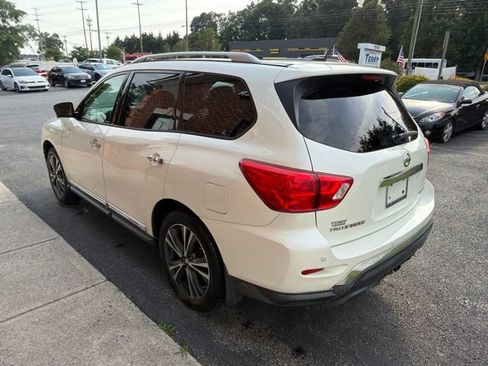 Used 2018 Nissan Pathfinder Platinum w/ Cargo Package AWD/4WD image 3