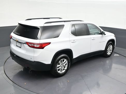 Used 2021 Chevrolet Traverse LT FWD image 21