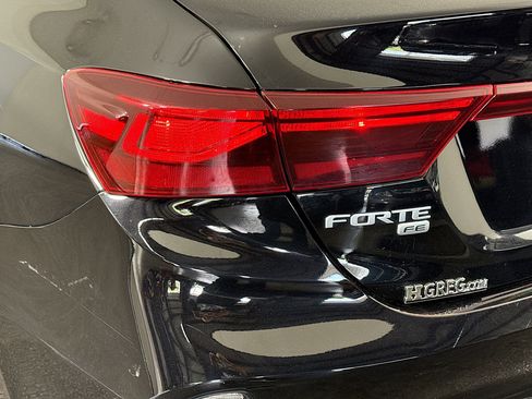 Used 2024 Kia Forte LX image 35