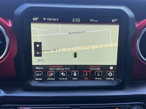 Used 2021 Jeep Wrangler Rubicon AWD/4WD image 26