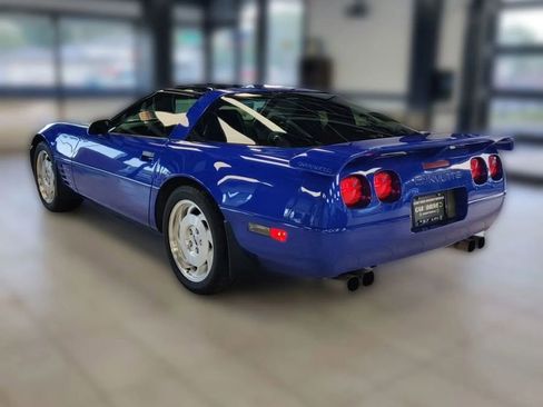 Used 1994 Chevrolet Corvette Coupe image 5
