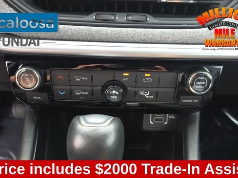 Used 2024 Jeep Compass Latitude AWD/4WD image 22