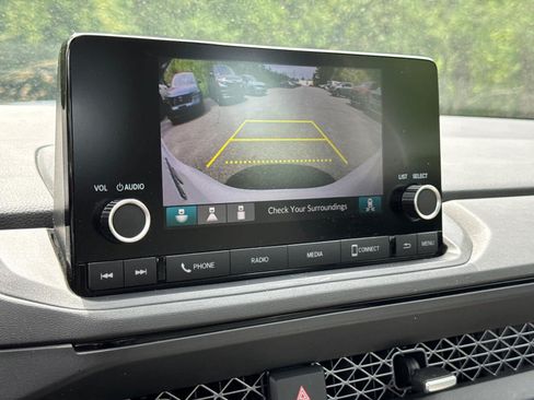 Used 2024 Honda Accord EX image 25