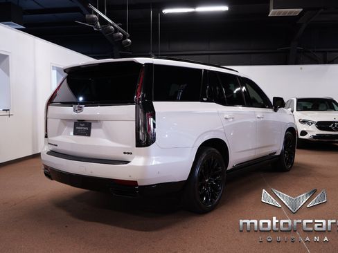 Used 2023 Cadillac Escalade Sport w/ LPO, ONYX Package AWD/4WD image 7