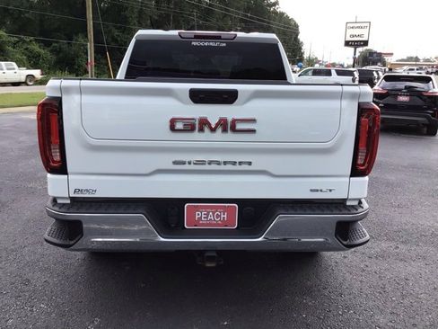 Used 2024 GMC Sierra 1500 SLT image 5