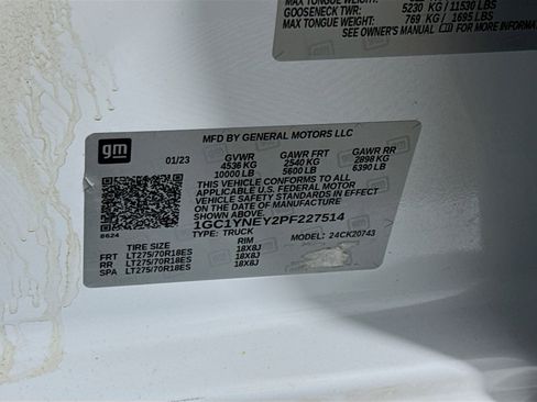 Used 2023 Chevrolet Silverado 2500 LT w/ Convenience Package image 40