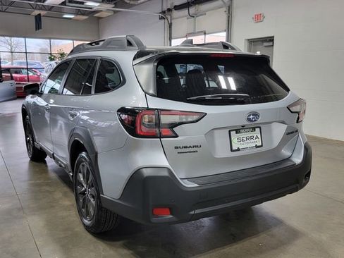 Certified 2025 Subaru Outback Onyx Edition AWD/4WD image 7