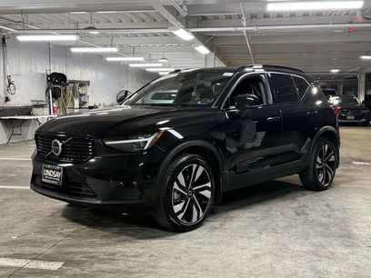 Used 2024 Volvo XC40 B5 Ultimate w/ Protection Package Premier