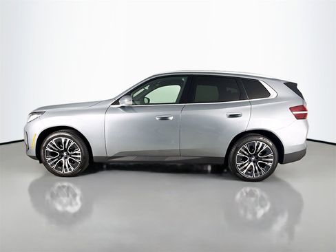 Used 2025 BMW X3 xDrive30i w/ Convenience Package image 4